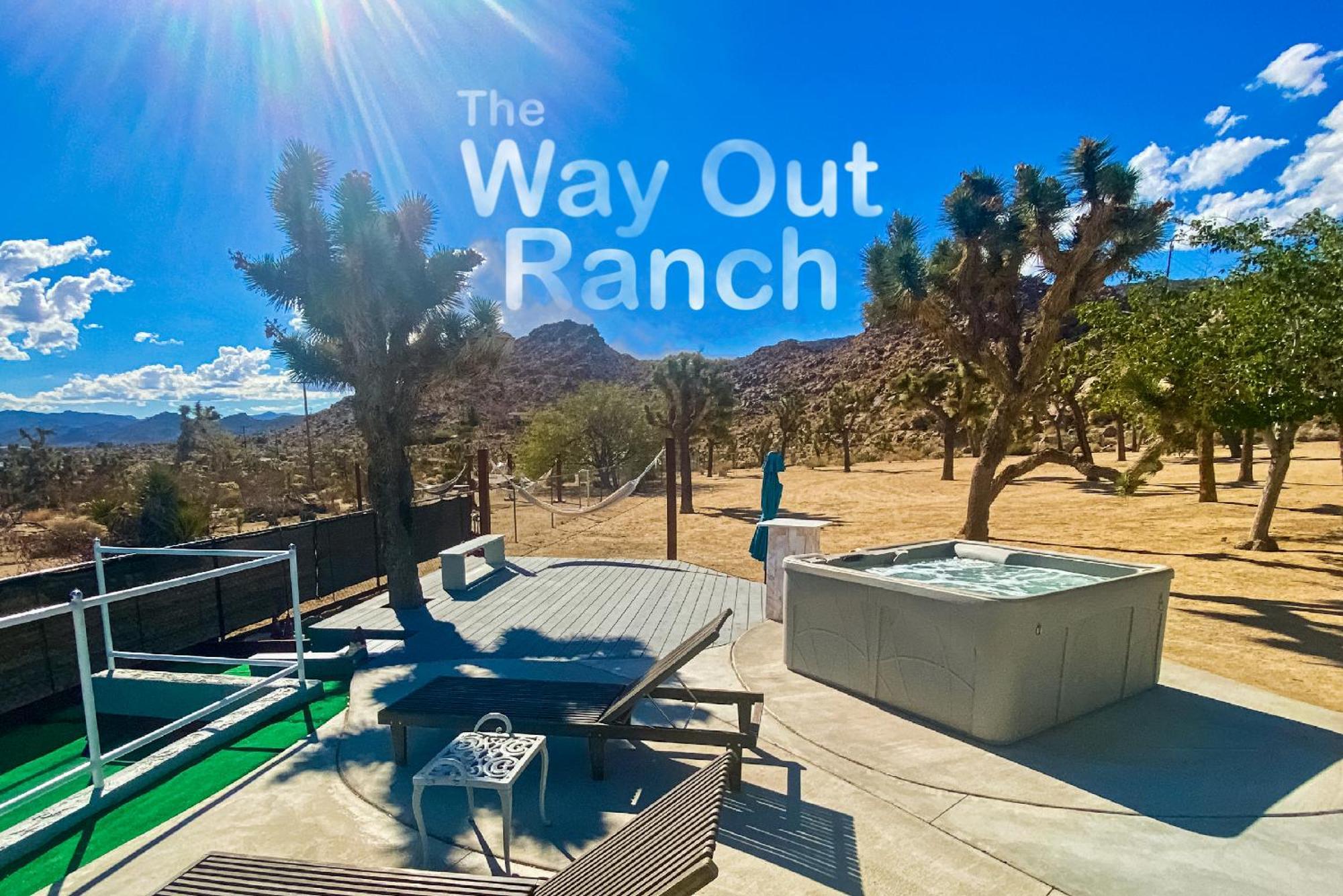 Epic Views, Huge House, Acres Of J-Trees To Explore, Hot Tub, Pool, Ac, And Mini-Golf Joshua Tree Zewnętrze zdjęcie