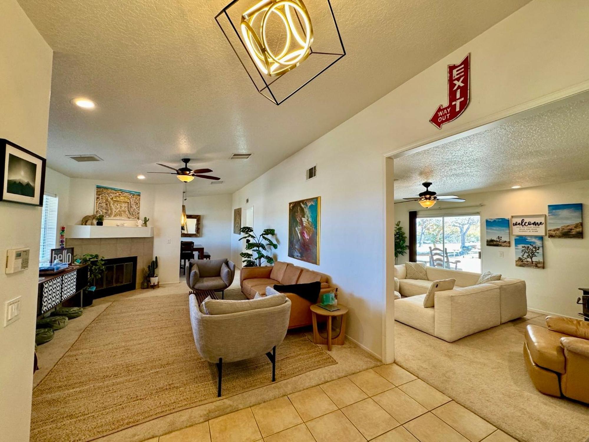 Epic Views, Huge House, Acres Of J-Trees To Explore, Hot Tub, Pool, Ac, And Mini-Golf Joshua Tree Zewnętrze zdjęcie